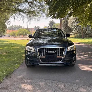 2012 Audi Q5 3.2 Quattro Premium Plus Sport Utility 4D