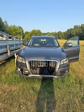 2012 Audi Q5 3.2 Quattro Premium Plus Sport Utility 4D