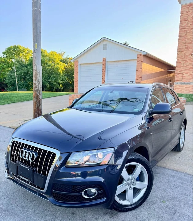 2012 Audi 8R Q5 - Image 2 of 12