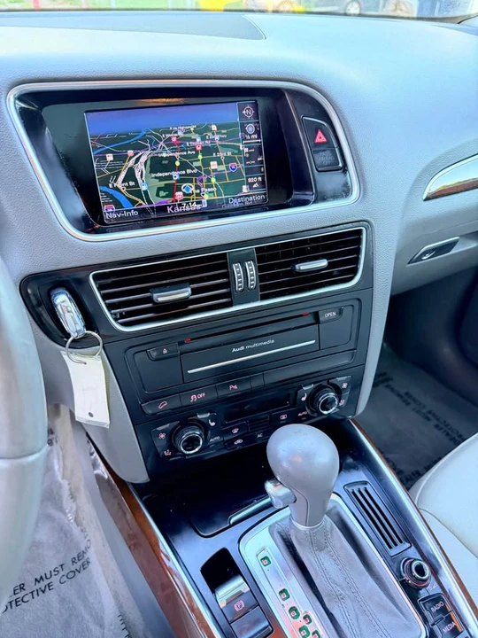 2012 Audi 8R Q5 - Image 7 of 12