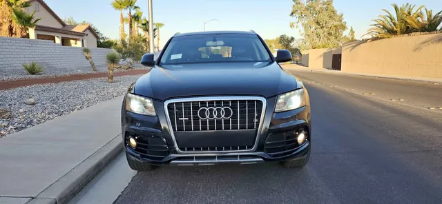 2012 Audi Q5 3.2 Quattro Premium Plus Sport Utility 4D
