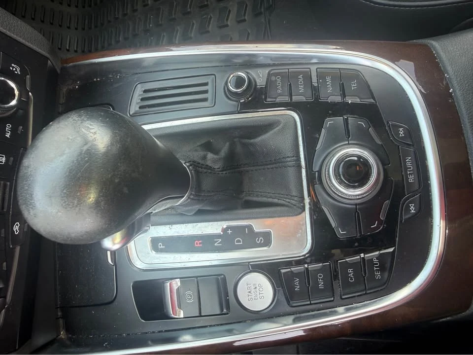 2012 Audi 8R Q5 - Image 11 of 14
