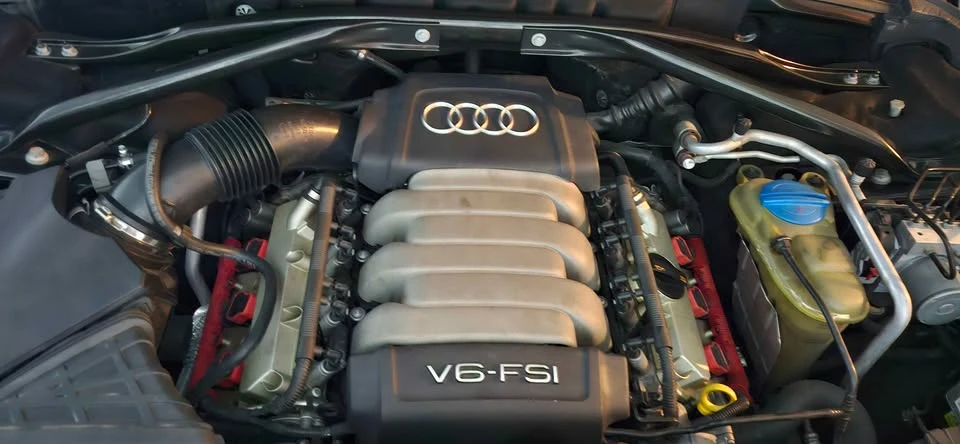 2012 Audi 8R Q5 - Image 10 of 11