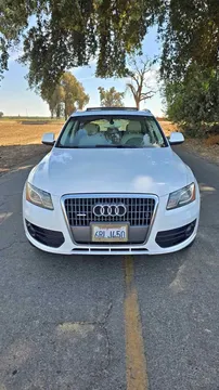 2012 Audi Q5 3.2 Quattro Premium Plus Sport Utility 4D