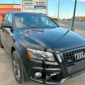 2012 Audi Q5 3.2 Quattro Premium Sport Utility 4D