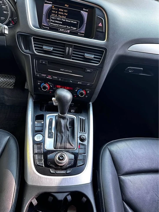 2012 Audi 8R Q5 - Image 7 of 11