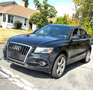 2012 Audi Q5 3.2 Quattro Premium Sport Utility 4D
