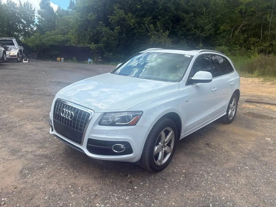 2012 Audi 8R Q5 - Image 2 of 11
