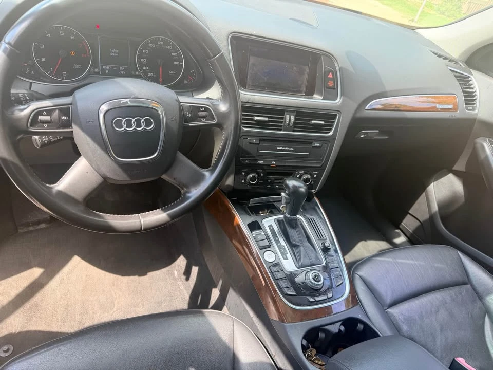 2012 Audi 8R Q5 - Image 12 of 13