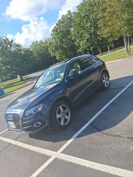 2012 Audi Q5 3.2 Quattro Premium Sport Utility 4D