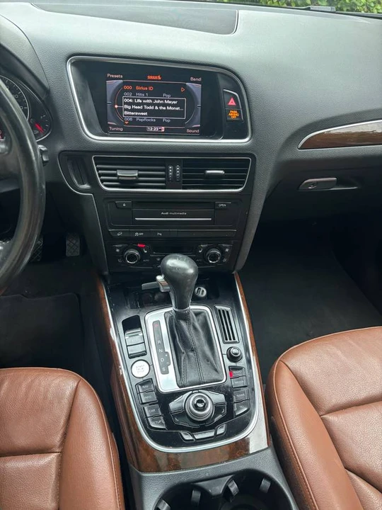 2012 Audi 8R Q5 - Image 10 of 17