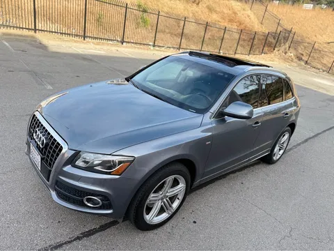2012 Audi Q5 45 TFSI S line Prestige Sport Utility 4D