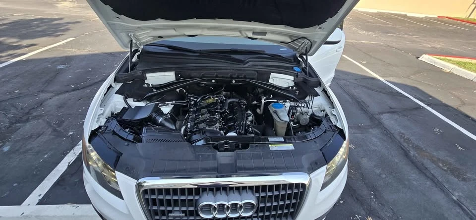 2012 Audi 8R Q5 - Image 11 of 12