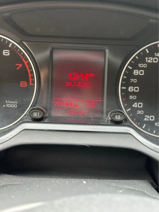 2012 Audi 8R Q5 - Image 10 of 12