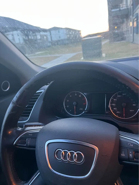 2012 Audi 8R Q5 - Image 7 of 11