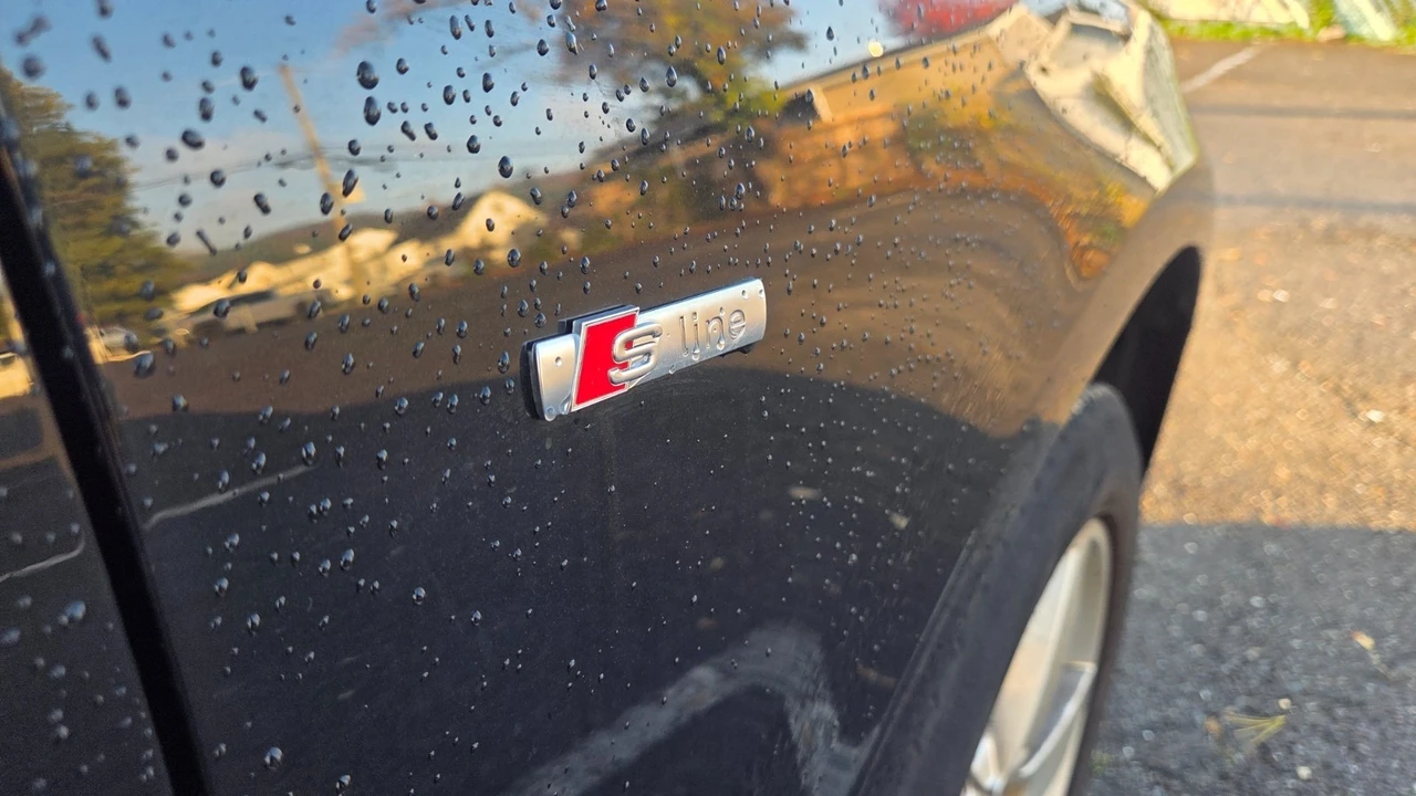 2012 Audi 8R Q5 - Image 10 of 21