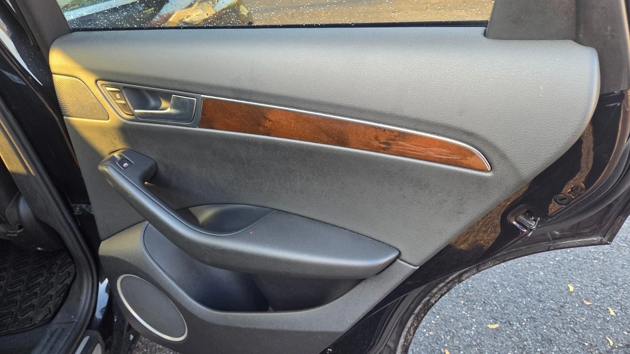 2012 Audi 8R Q5 - Image 15 of 21