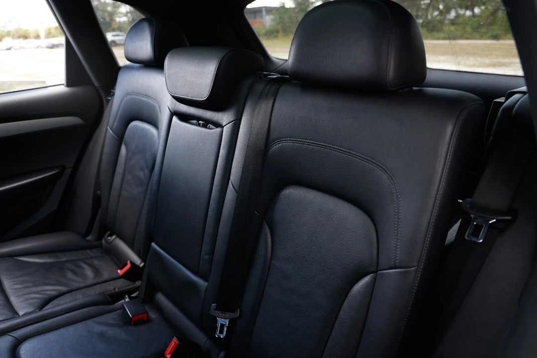 2012 Audi 8R Q5 - Image 8 of 12