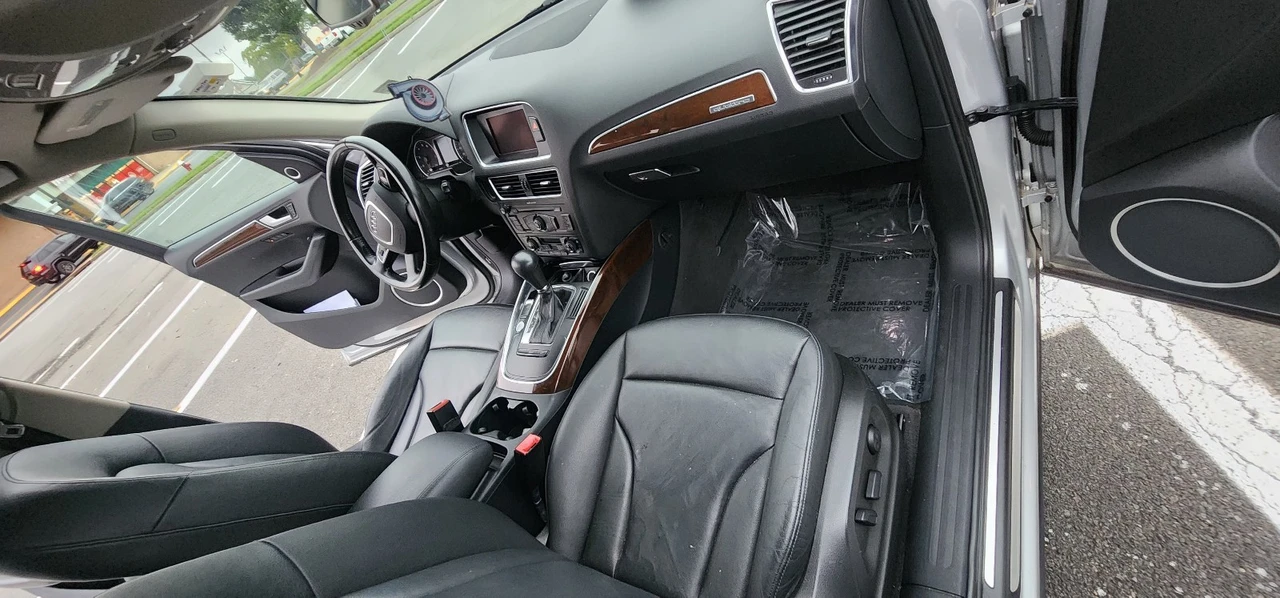 2012 Audi 8R Q5 - Image 12 of 16