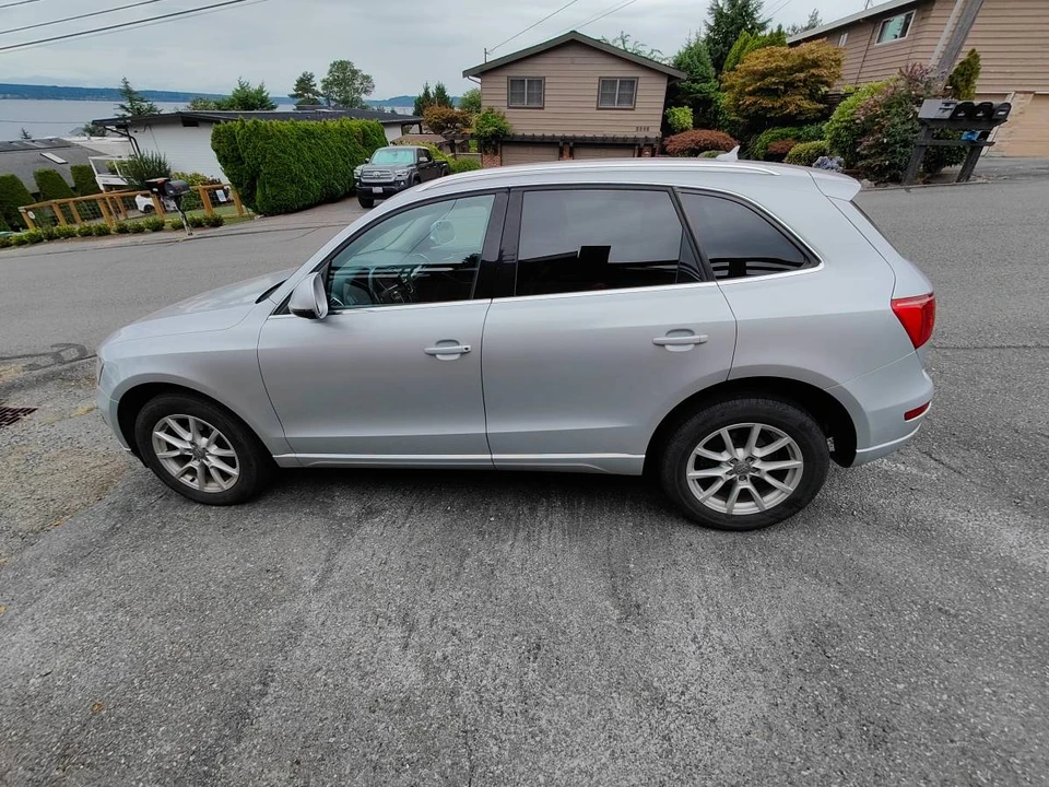 2012 Audi 8R Q5 - Image 2 of 11