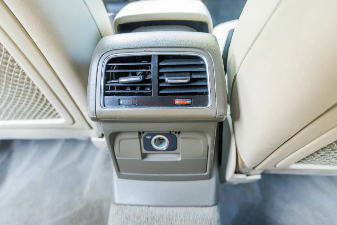 2012 Audi 8R Q5 - Image 13 of 24