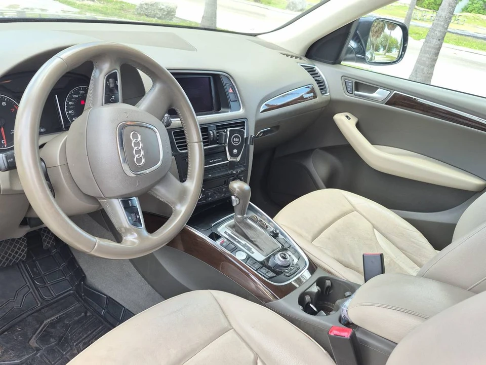 2012 Audi 8R Q5 - Image 2 of 5