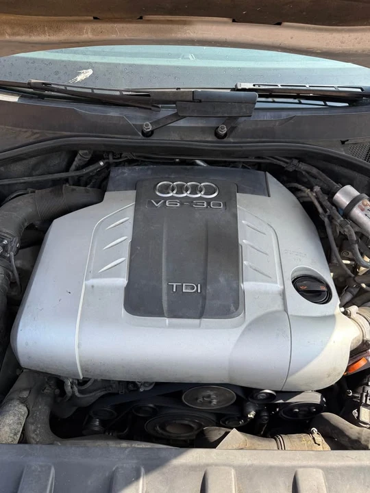 2012 Audi 4L Q7 - Image 2 of 11