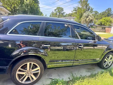 2012 Audi Q7 3.0T Premium Plus Sport Utility 4D