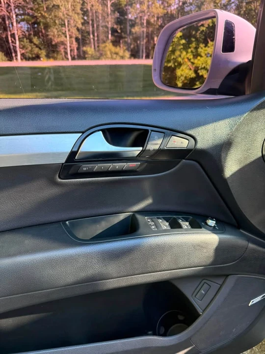 2012 Audi 4L Q7 - Image 8 of 19