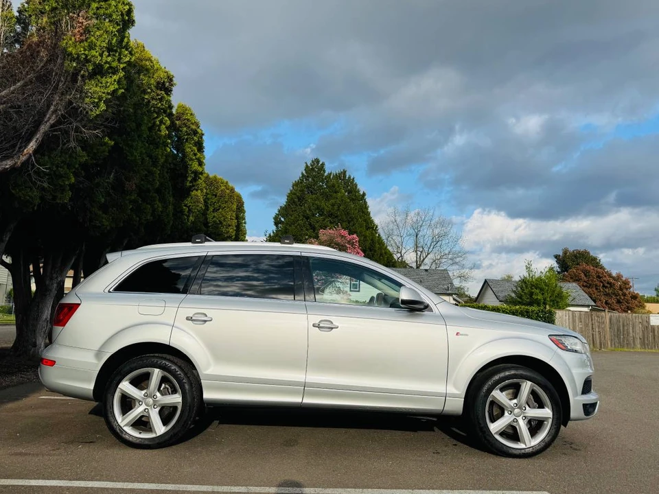 2012 Audi 4L Q7 - Image 2 of 22