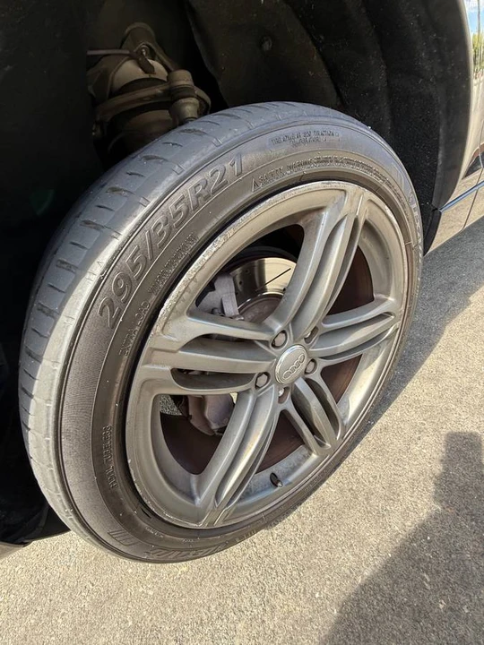 2012 Audi 4L Q7 - Image 6 of 14