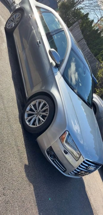2012 Audi D4 A8 - Image 2 of 10