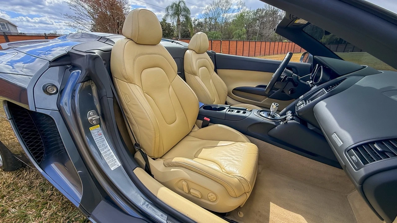 2012 Audi 42 R8 - Image 16 of 21
