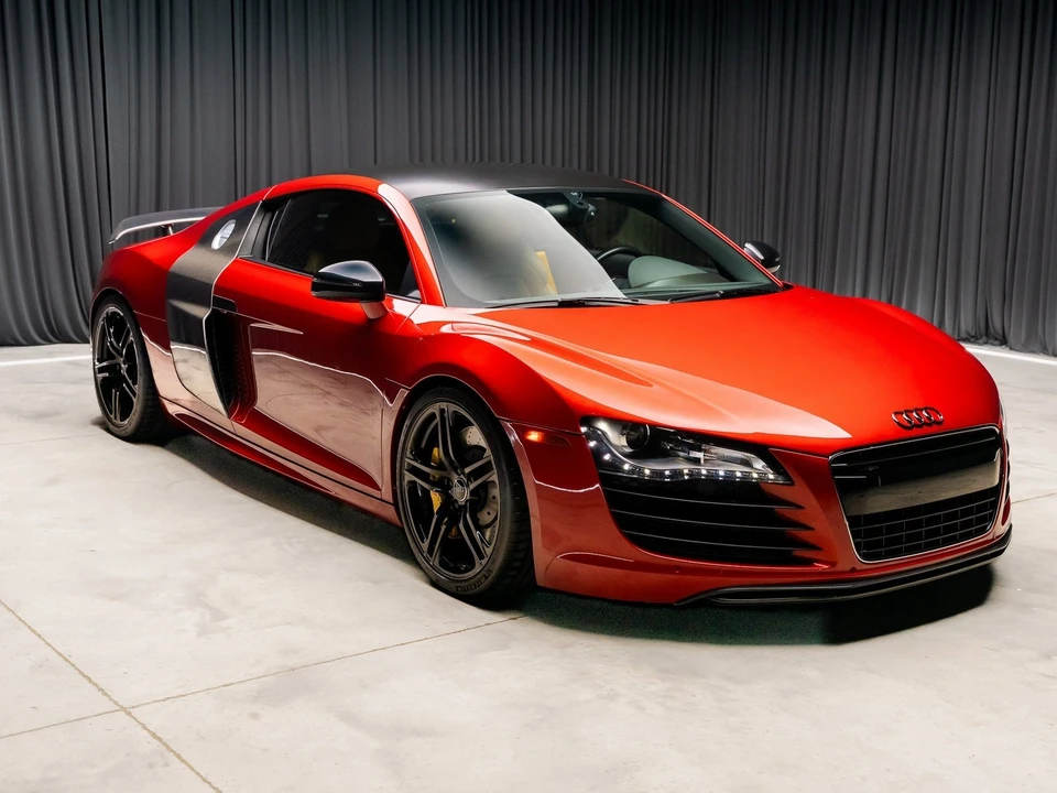 2012 Audi 42 R8 - Image 2 of 12