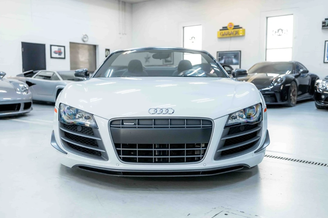 2012 Audi 42 R8 - Image 4 of 12