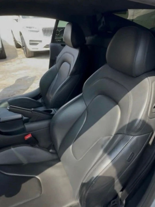 2012 Audi 42 R8 - Image 8 of 12