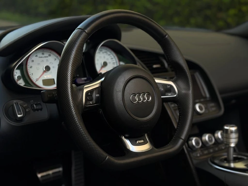 2012 Audi 42 R8 - Image 19 of 31