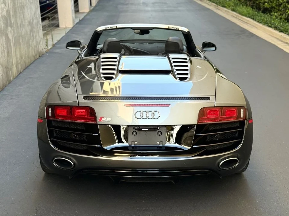 2012 Audi 42 R8 - Image 18 of 21