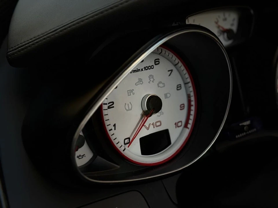 2012 Audi 42 R8 - Image 25 of 31