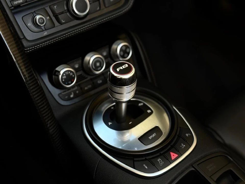 2012 Audi 42 R8 - Image 23 of 31
