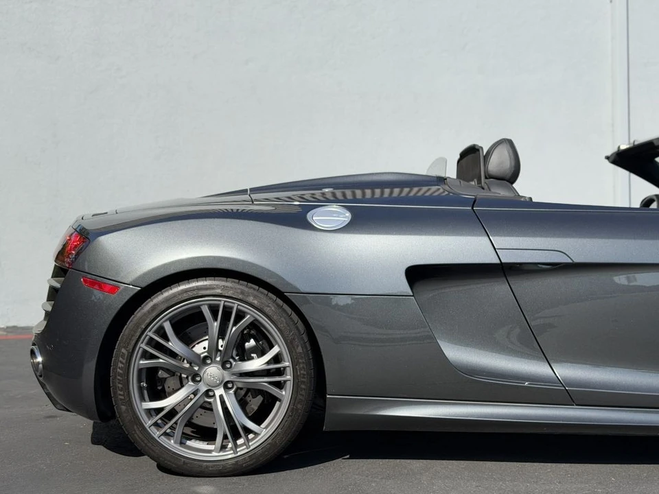 2012 Audi 42 R8 - Image 12 of 31