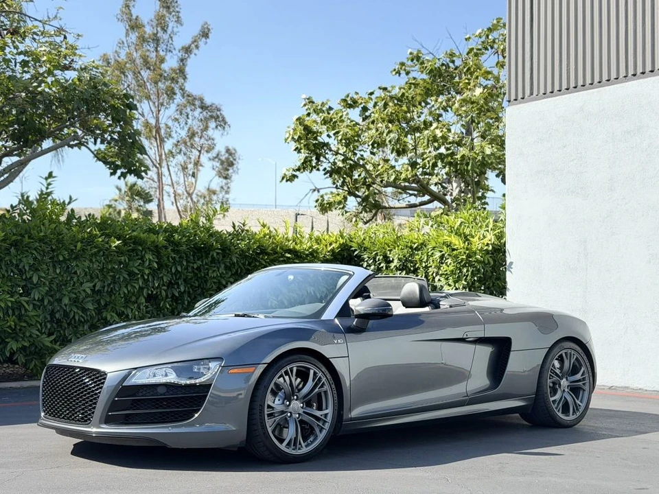 2012 Audi 42 R8 - Image 10 of 31