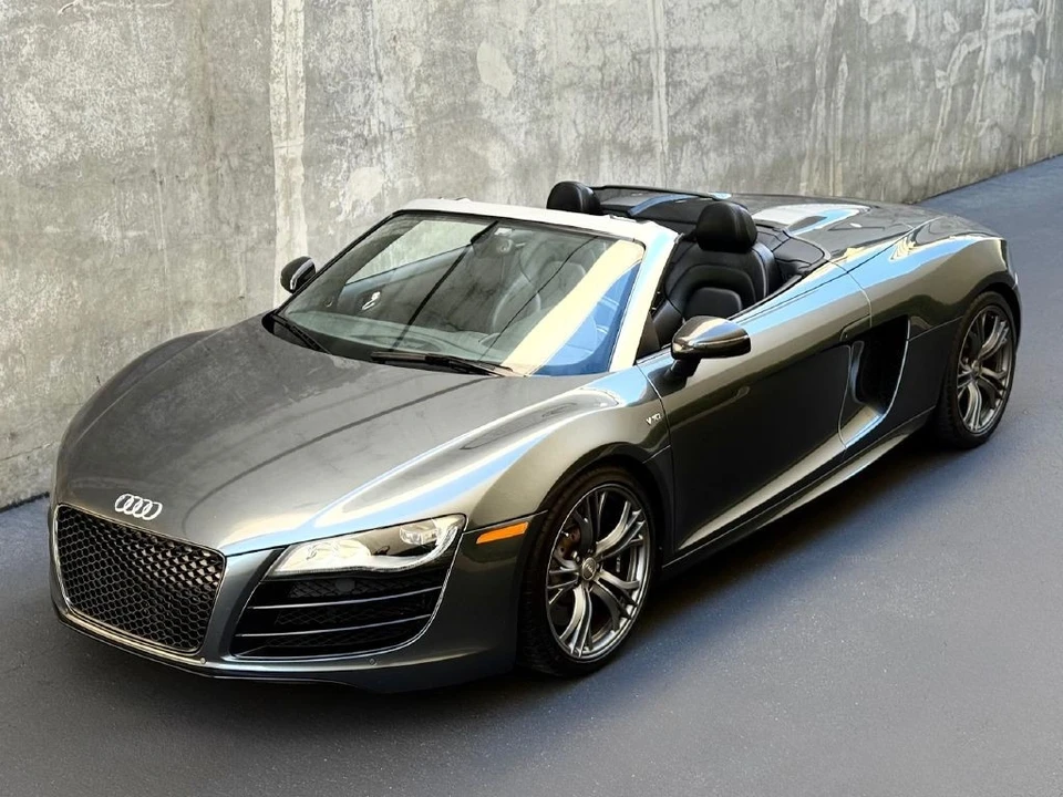 2012 Audi 42 R8 - Image 2 of 21