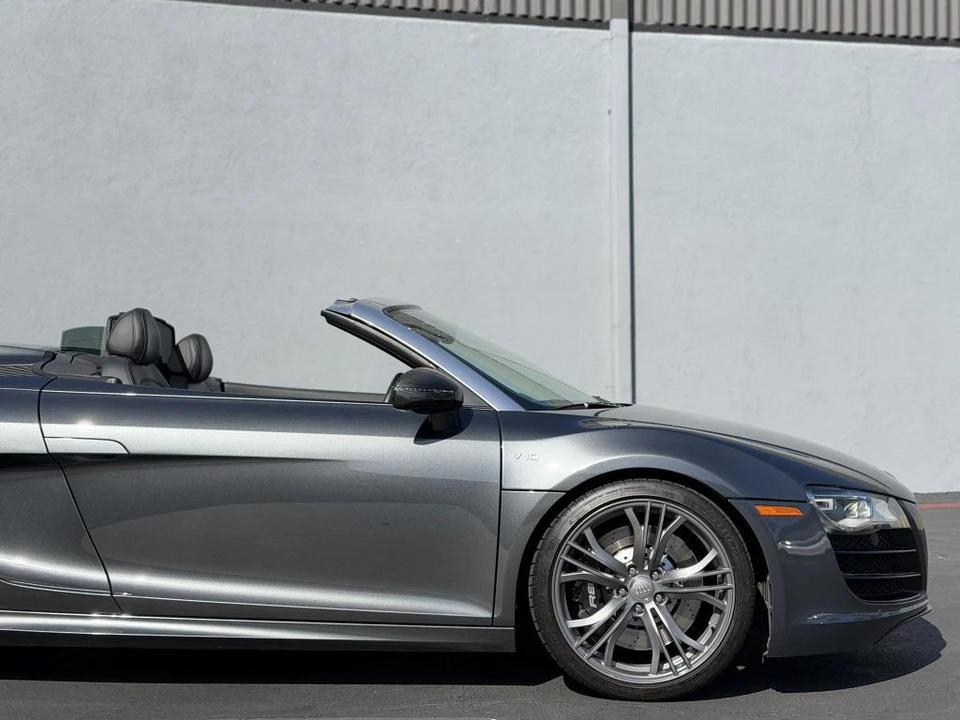 2012 Audi 42 R8 - Image 8 of 31