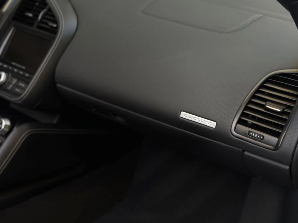 2012 Audi 42 R8 - Image 30 of 31