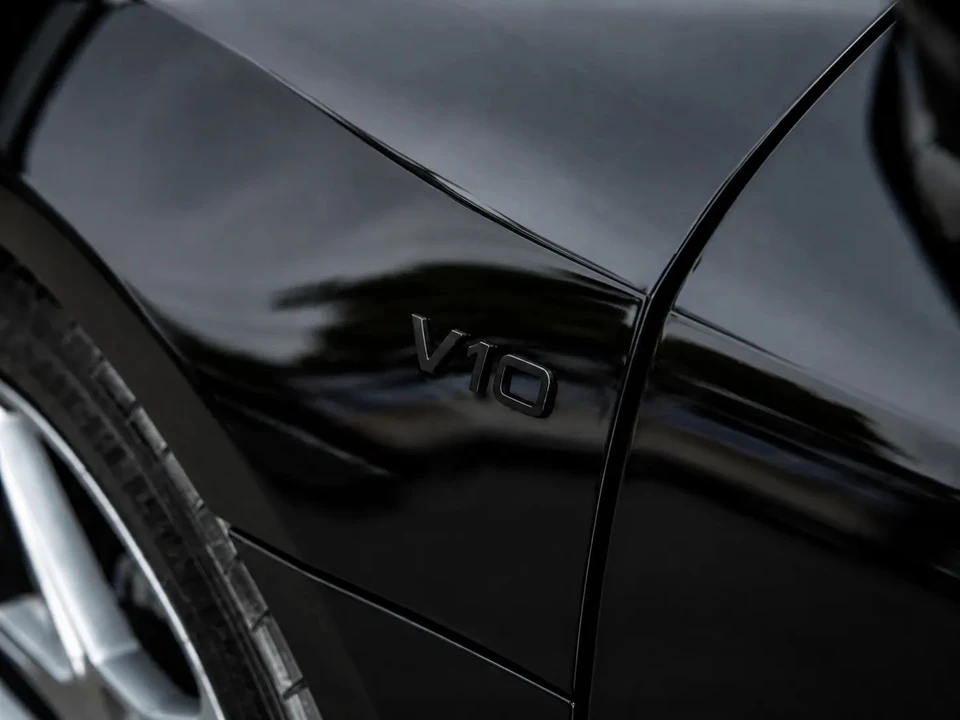 2012 Audi 42 R8 - Image 12 of 25