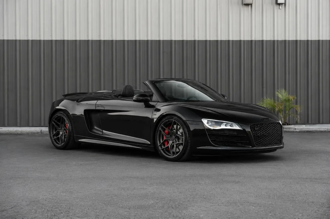 2012 Audi 42 R8 - Image 2 of 25