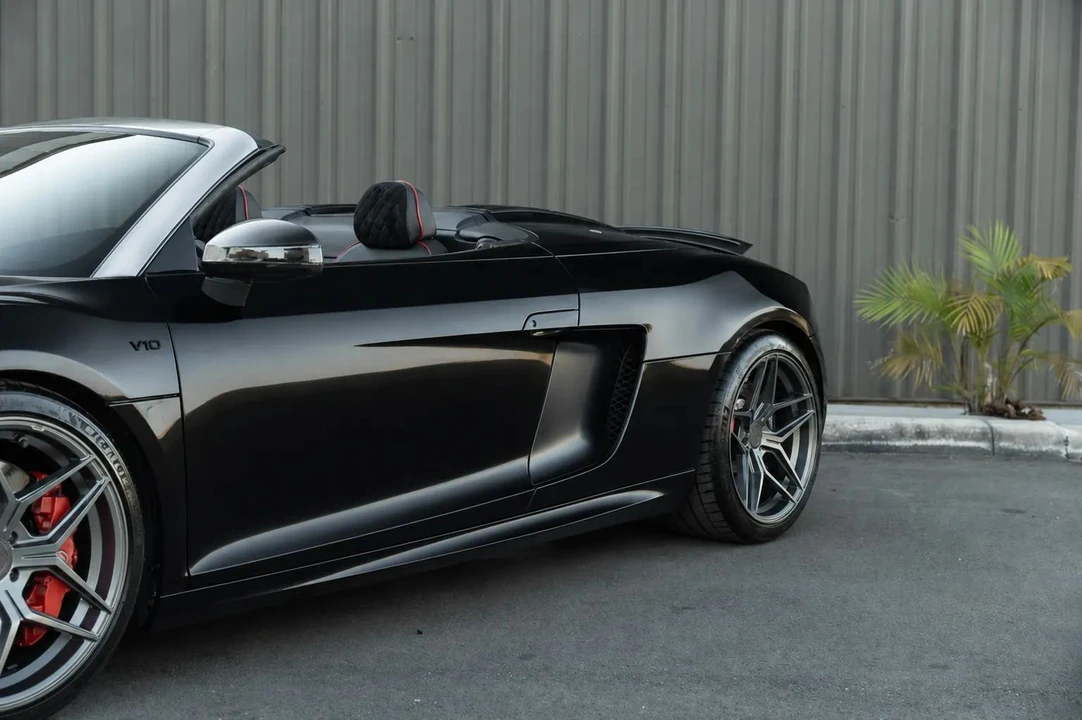 2012 Audi 42 R8 - Image 6 of 25