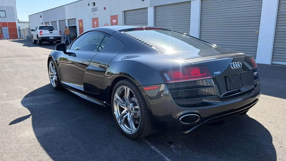 2012 Audi 42 R8 - Image 2 of 12
