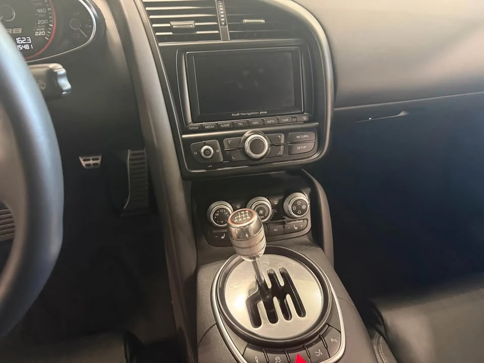 2012 Audi 42 R8 - Image 9 of 10